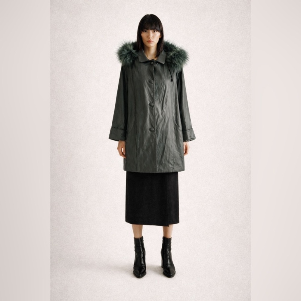VINTAGE - Green Leather Coat with Genuine Fur Hood Oversized 90s Statement Coat